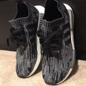 boys adidas originals nmd r1